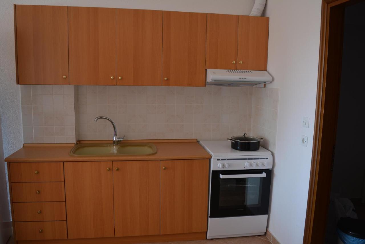 Panos Apartments Геракини Экстерьер фото